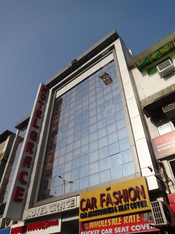 Hotel Grace New Delhi Eksteriør bilde